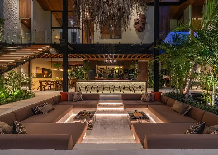 Villa Baratega - Dreamy Urban Tropical 6br For Large Group Kerobokan (Bali)