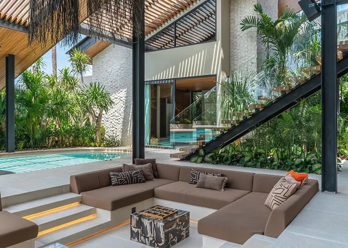 Baratega - Dreamy Urban Tropical 6br For Large Group Villa Kerobokan (Bali)