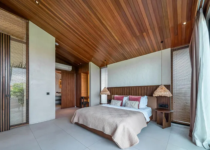 Villa Baratega - Dreamy Urban Tropical 6br For Large Group *