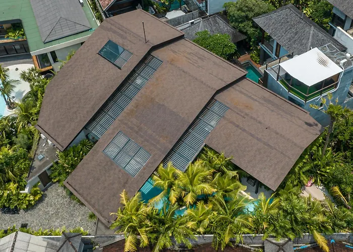 Baratega - Dreamy Urban Tropical 6br For Large Group Villa Kerobokan (Bali)